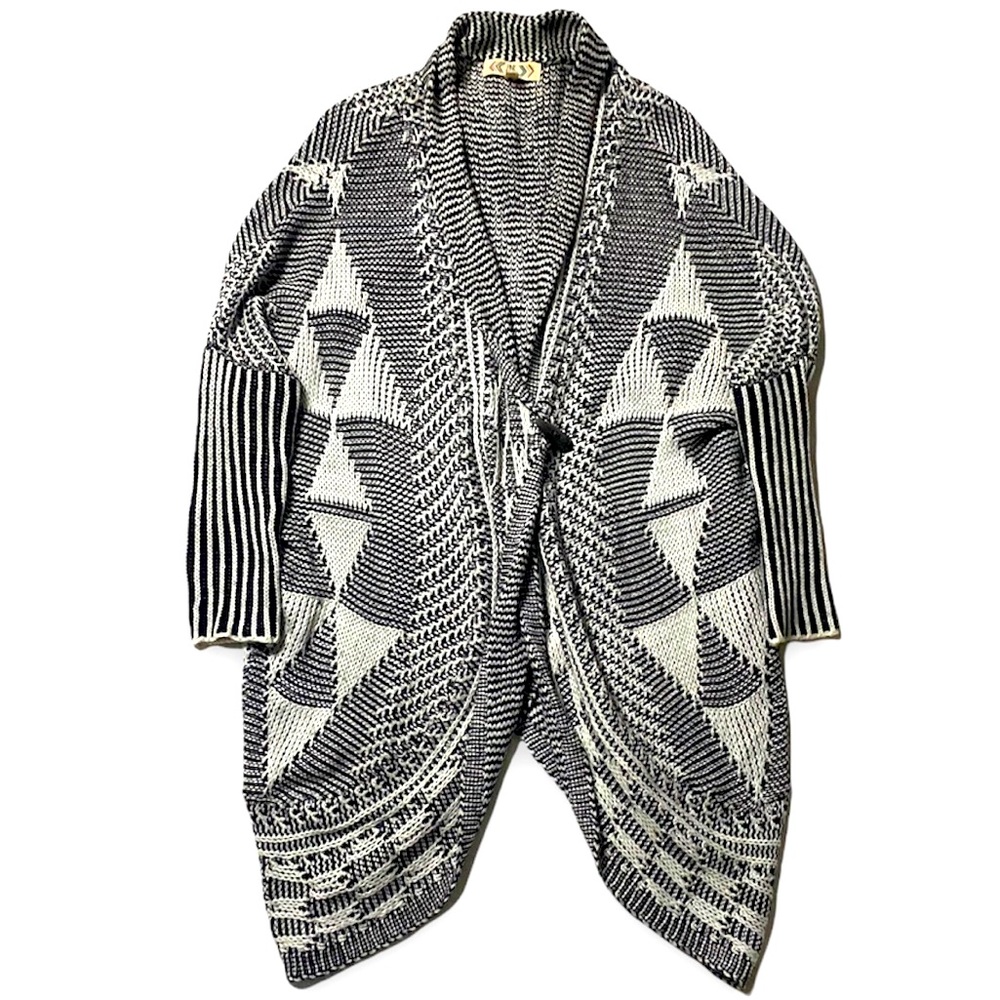 PINK ROSE SWEATER SHAWL